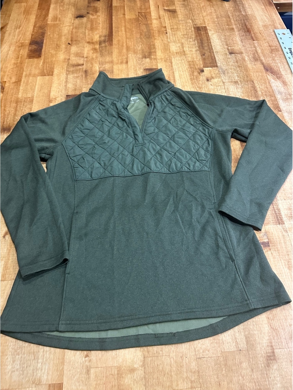 Avia Women's Medium Olive Green Quilted Panel Pullover Fleece
